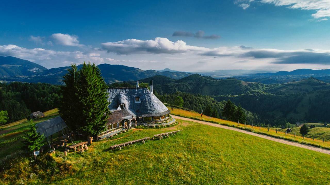 Amfiteatrul Transilvania Villa Moieciu de Jos Exterior photo